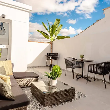 Rooftop & Private Jacuzzi In The Center By Rems * Malaga